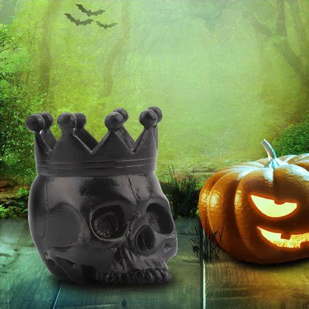 Crown Skull Candle Holder Resin Skull Candlestick Decor Horrible Skull