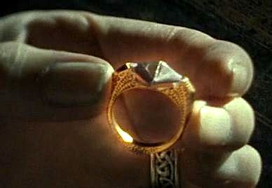 Curse On Marvolo Gaunt Amp 39 S Ring Harry Potter Wiki