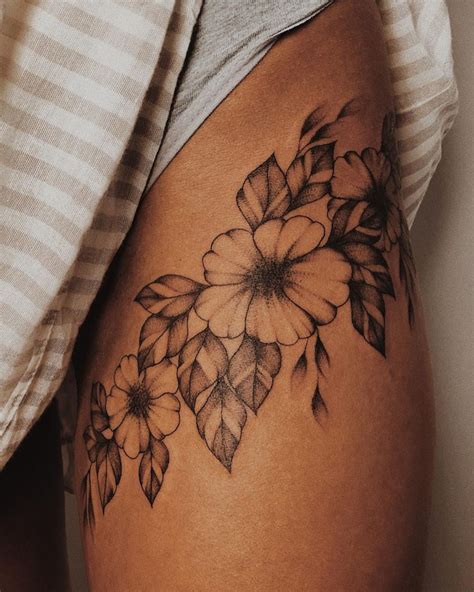 10 Cute Front Thigh Tattoo Ideas