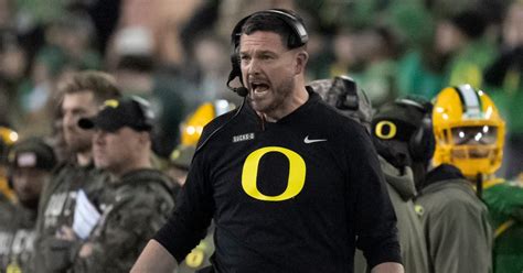 Dan Lanning Reveals Oregon Secondary Using Boxing Gloves To Help