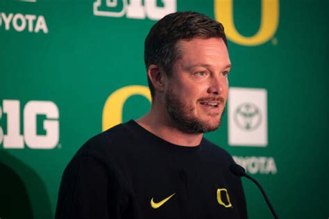 Dan Lanning Turns Heads With Bold Message For Recruits During Pat