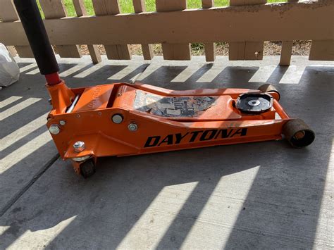 Daytona 3 Ton Low Profile Floor Jack For Sale In West Covina Ca Offerup