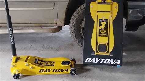 Daytona 3 Ton Super Duty Jack Youtube