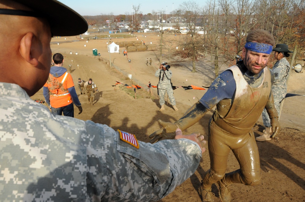 Drill Sergeants Bring Army Strong To World S Toughest Mudder Joint