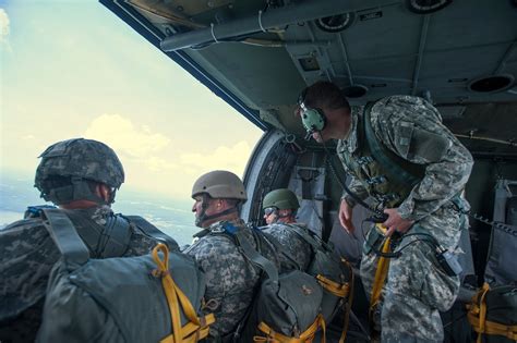 Dvids Images Nc National Guard Green Berets Jump Into Training Image 3 Of 8