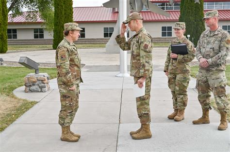 Dvids Images Oregon Air National Guard Commander Visits The 173Rd