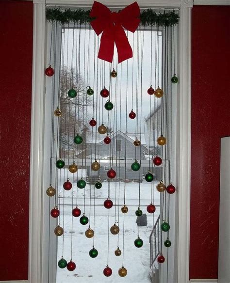 Easy And Inexpensive Christmas Window Decoration Ideas Homecrux