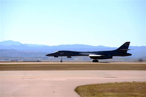 Ellsworth Air Force Base Uses Cannons To Prevent Bird Collisions