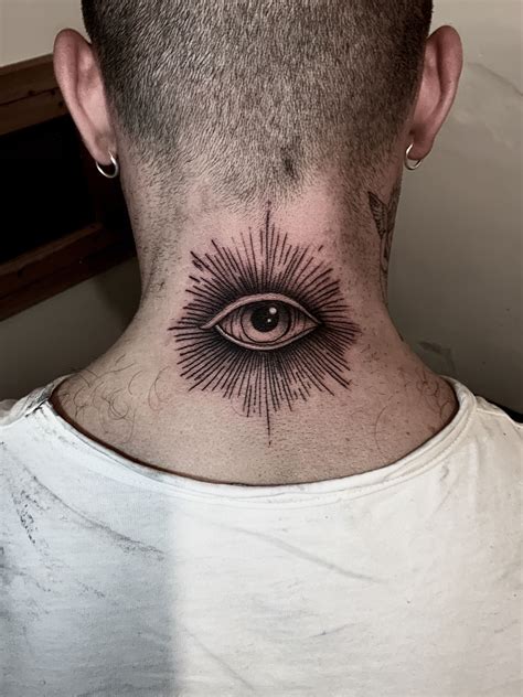 Finding the Perfect Eye for Your Next Tattoo