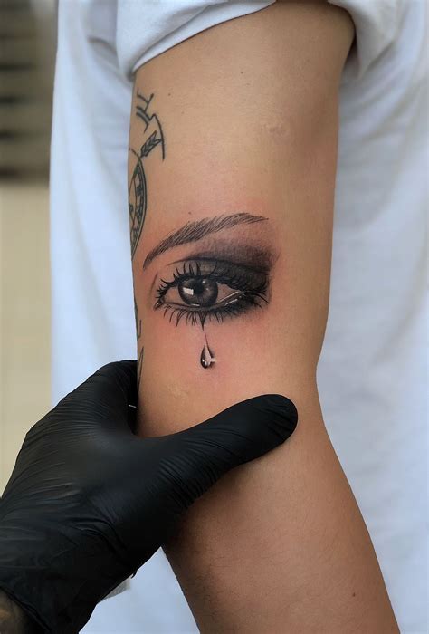 Eye Tattoo On Arm