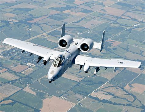 Fairchild Republic A 10 Thunderbolt Ii Smartencyclopedia Eng