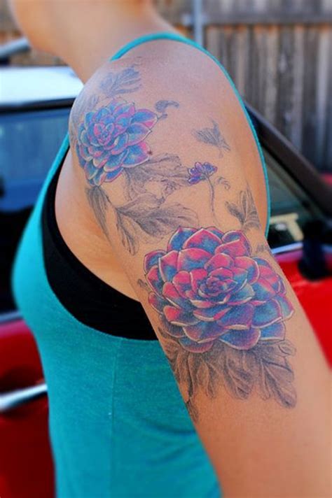 20 Beautiful Female Tattoo Ideas You'll Love