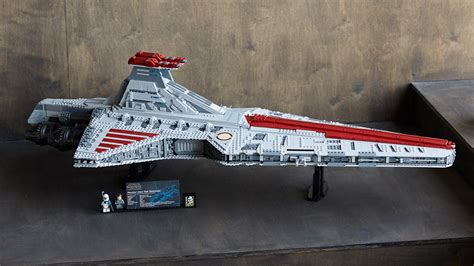 First Look The New Lego Star Wars Ucs Venator Class