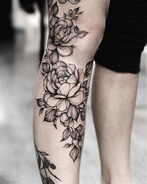 7 Beautiful Floral Leg Tattoo Designs