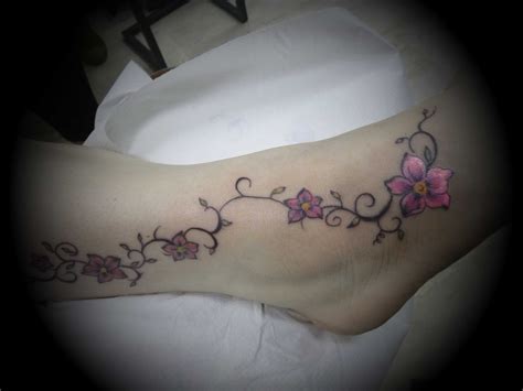 Flower Vine Trailing Up Leg Infinity Tattoo Tattoos Flowering Vines