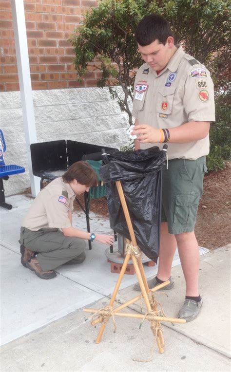 Garbage Bag Holder Scout Pioneering