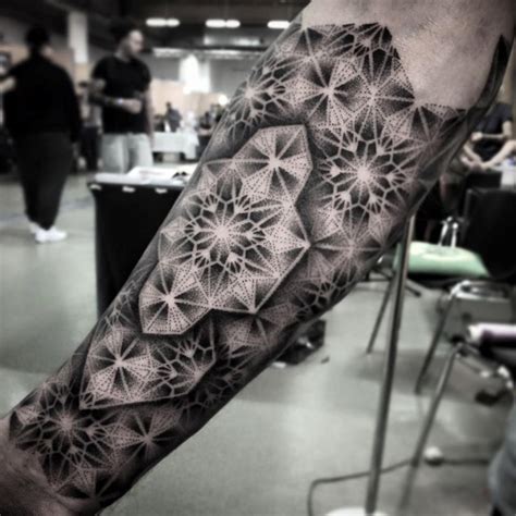 20 Geometric Dotwork Tattoo Designs to Inspire You