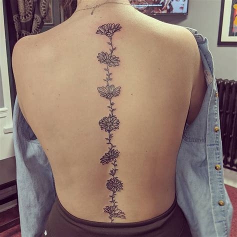 Gorgeous And Sexy Spine Tattoo Designs And Its Meaning Tikli