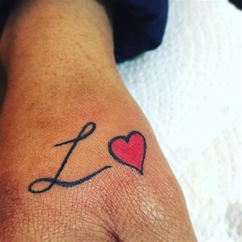 7 Meaningful Heart Symbol Tattoo Ideas