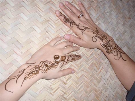 Henna Tattoos Designs Ideas And Meaning Tattoos For You