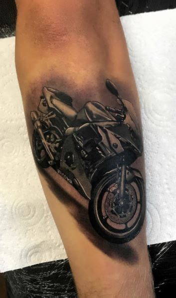 Honda Wing Logo Tattoo 14 Bike Tattoo Ideas Bike Tattoos Goldwing