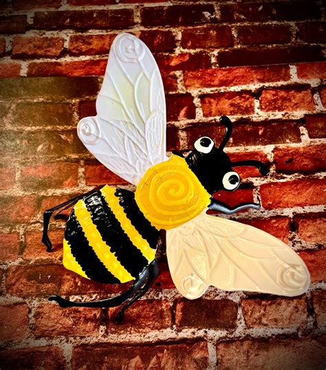 Honey Bee Wall Decor Fence Wall Decor Bumble Bee Yard Art Yellow