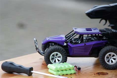 How To Choose The Best Rc Car Battery Laegendary