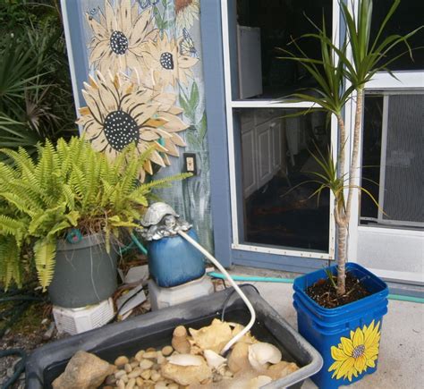 How To Make A Decorated Flower Pot From A Cat Litter Bucket