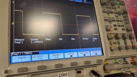 How To Measure Frequency With An Oscilloscope Retrotechlab Com