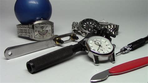 How To Remove The Back Of A Watch Watch And Learn 22 Youtube