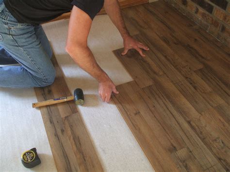 How To Stagger Laminate Flooring How To Install A Laminate Floor Stanley Tools Laminate