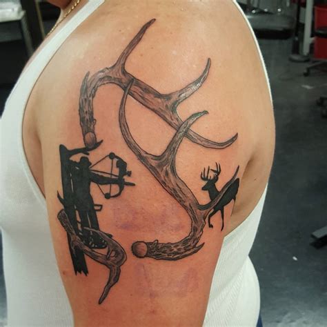 10 Hunting Tattoo Designs to Make Your Mark