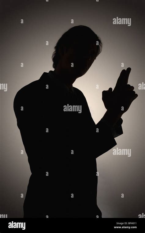 James Bond Silhouette Hi Res Stock Photography And Images Alamy