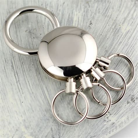 5 Ways to Use a Keychain Ring Holder