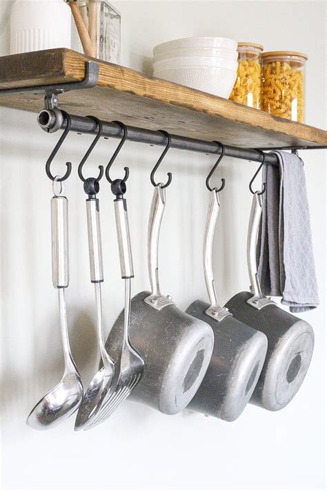 5 Ways to Use a Kitchen Utensil Rail