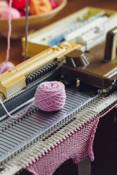 Machine Knitting for Beginners: A Step-by-Step Guide