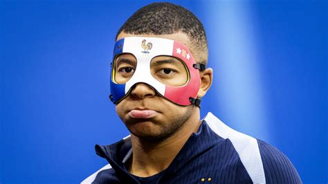 5 Ways Kylian Mbappe's Mask Game is Unstoppable