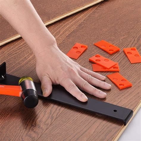 5 Must-Have Tools for Laminate Flooring Installation