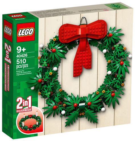 Build a LEGO Christmas Wreath in 5 Easy Steps