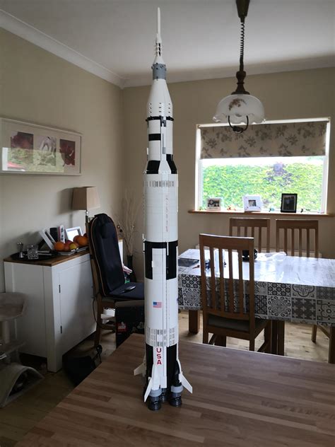 10 Mind-Blowing Facts About Lego Saturn V