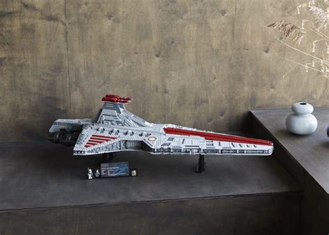 5 Facts About Lego UCS Venator