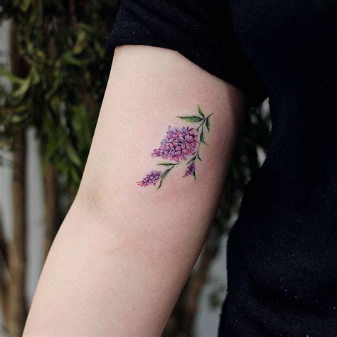 7 Lilac Tattoo Designs You'll Love