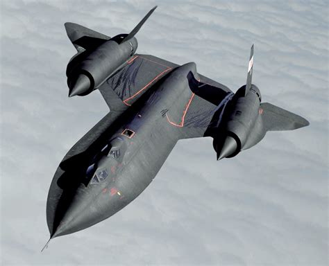 Unveiling the Lockheed Blackbird SR-71: Spy Plane Legacy