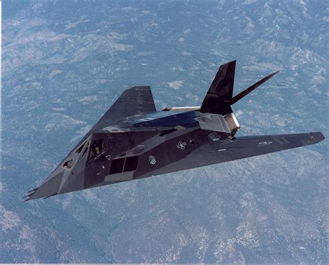 Lockheed F 117 Nighthawk Stealth Bomber Lockheed Nighthawks