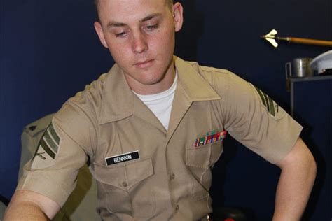 Marine Recruiter Makes Most Of Every Day Military Com