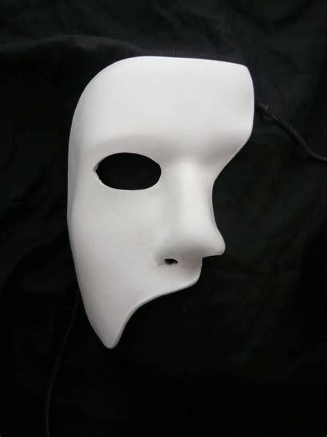 7 Fakten über die Maske des Phantom der Oper