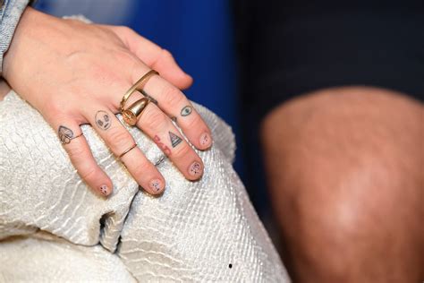 Miley Cyrus Tattoos Hand