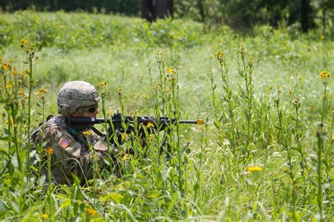 Missouri National Guard Unit Prepares For Deployment Through Hands On