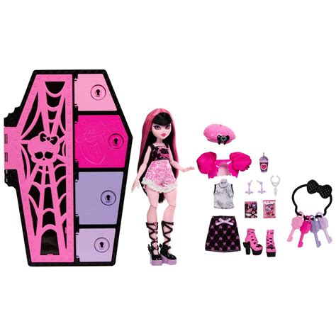 Monster High Skulltimate Secrets Draculaura Doll Fashion Set With Locker Smyths Toys Ireland