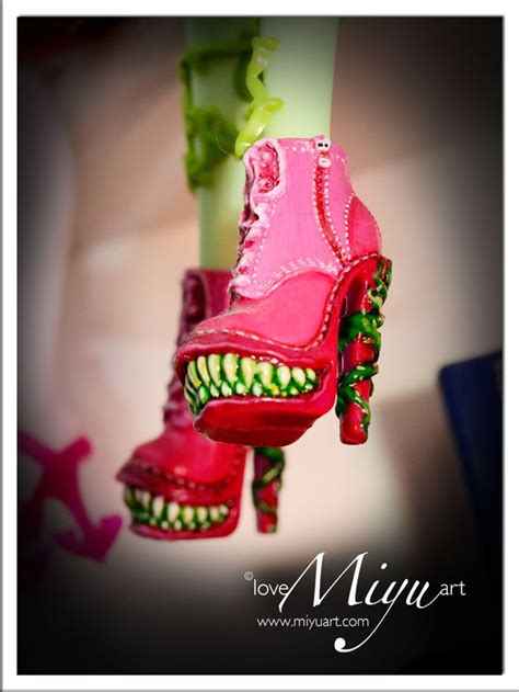 Monster High Venus Shoe Repaint By Niamiyu On Deviantart Monster High Shoes Monster High